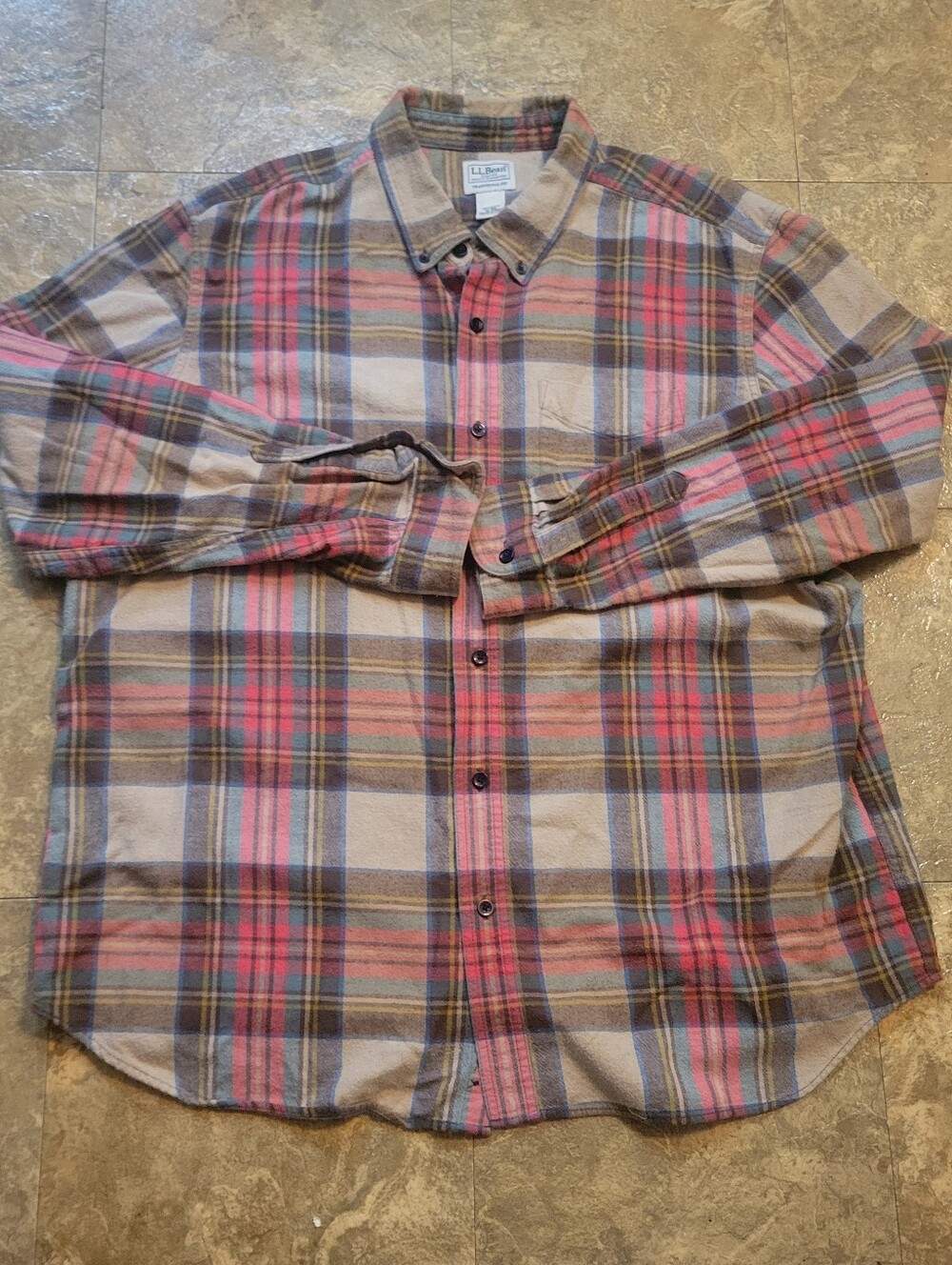 L.L. Bean Scotch Plaid Flannel Shirt Mens XL Beige Button Down Long Sleeve Fall